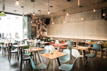 zeitraummoebel-kunsthauscafe-01