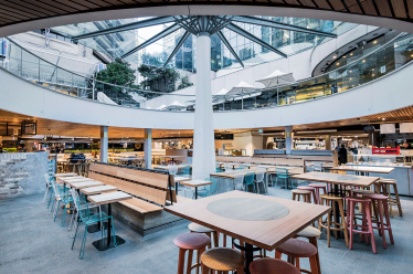 zeitraummoebel-mlc-centre-01