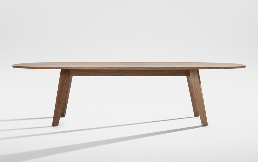Tisch CENA hyperelliptisch / oval Zeitraum Nachhaltige Designmöbel